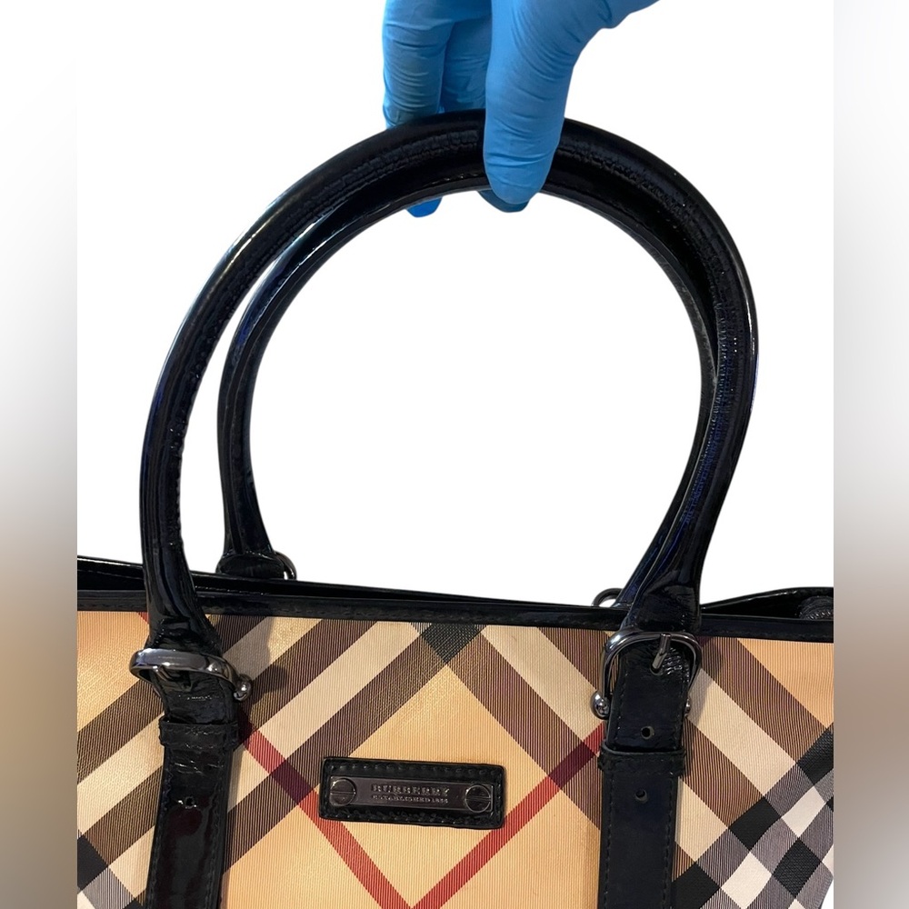 Burberry Tan and Black Iconic Tote Bag - Picture 3 of 14